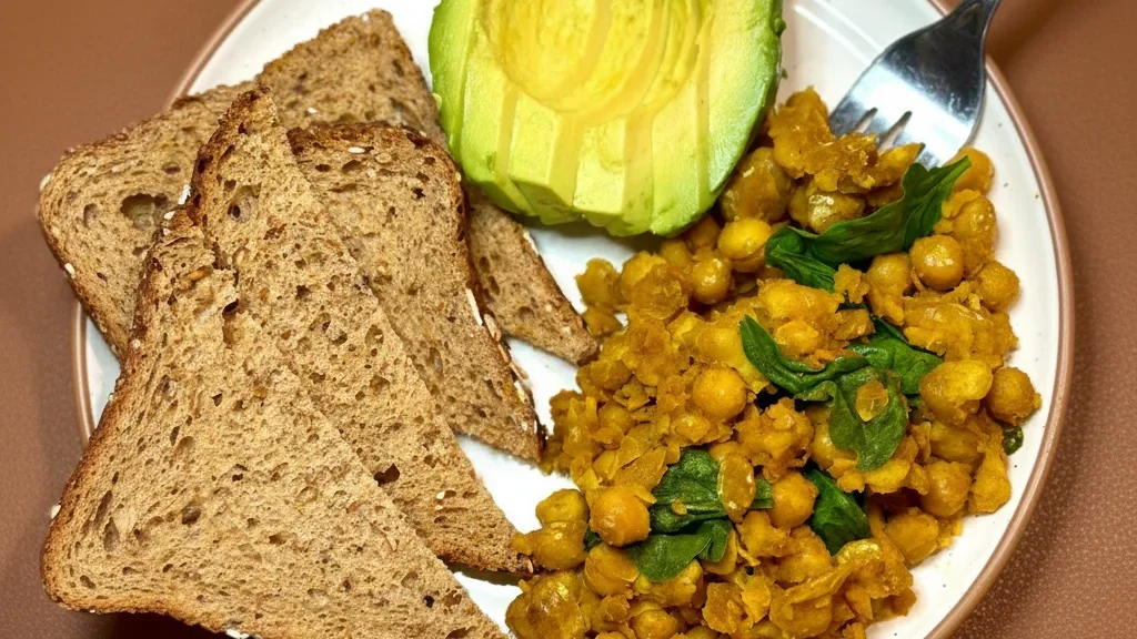 Spicy Chickpea Scramble