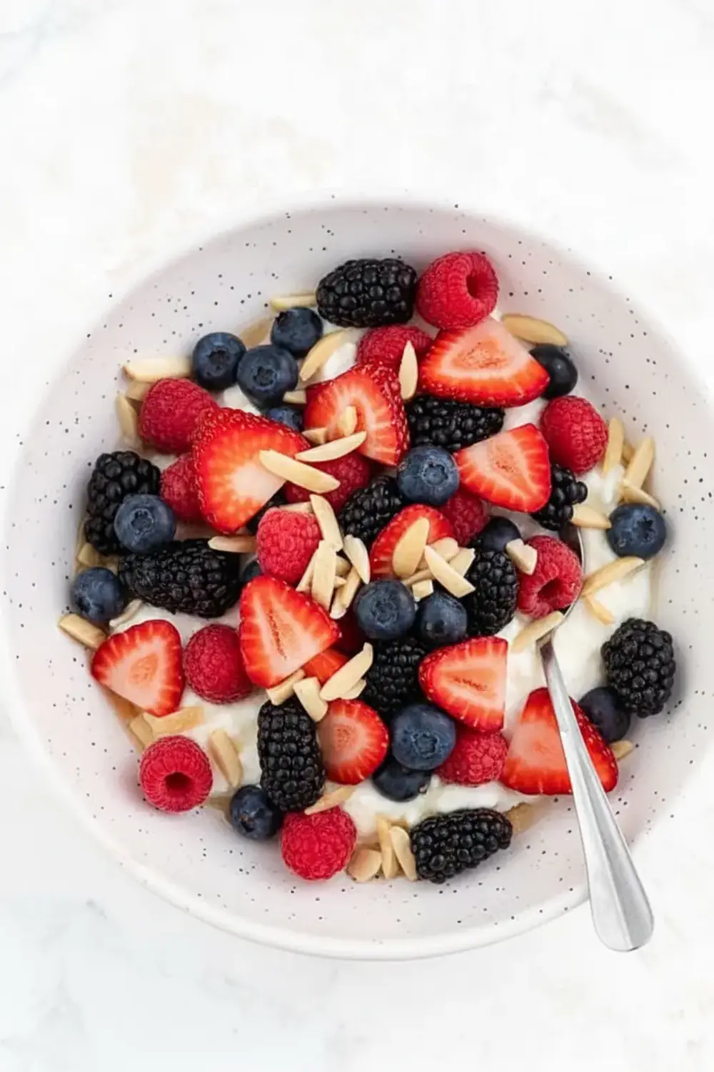 Cottage Cheese and Berry Bowl