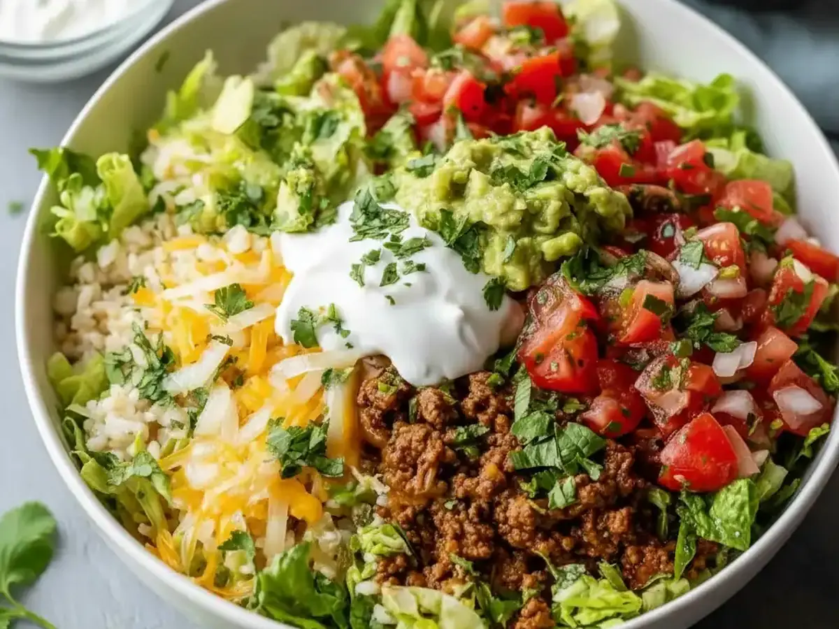 Keto Breakfast Burrito Bowl