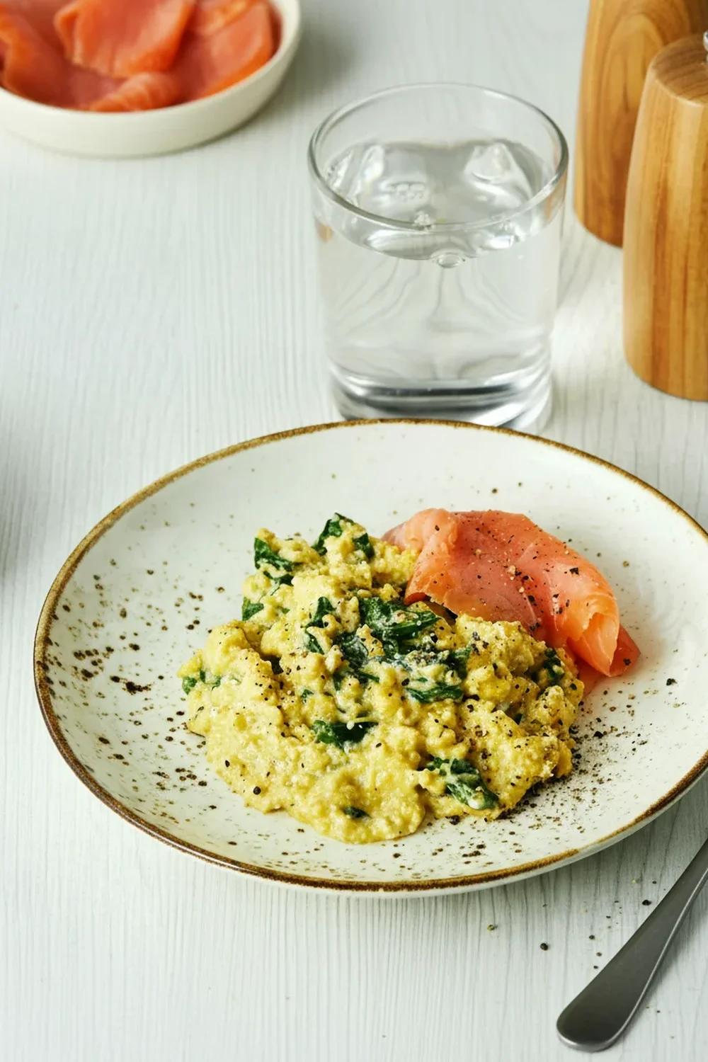 Scrambled Eggs with Smoked Salmon & Spinach